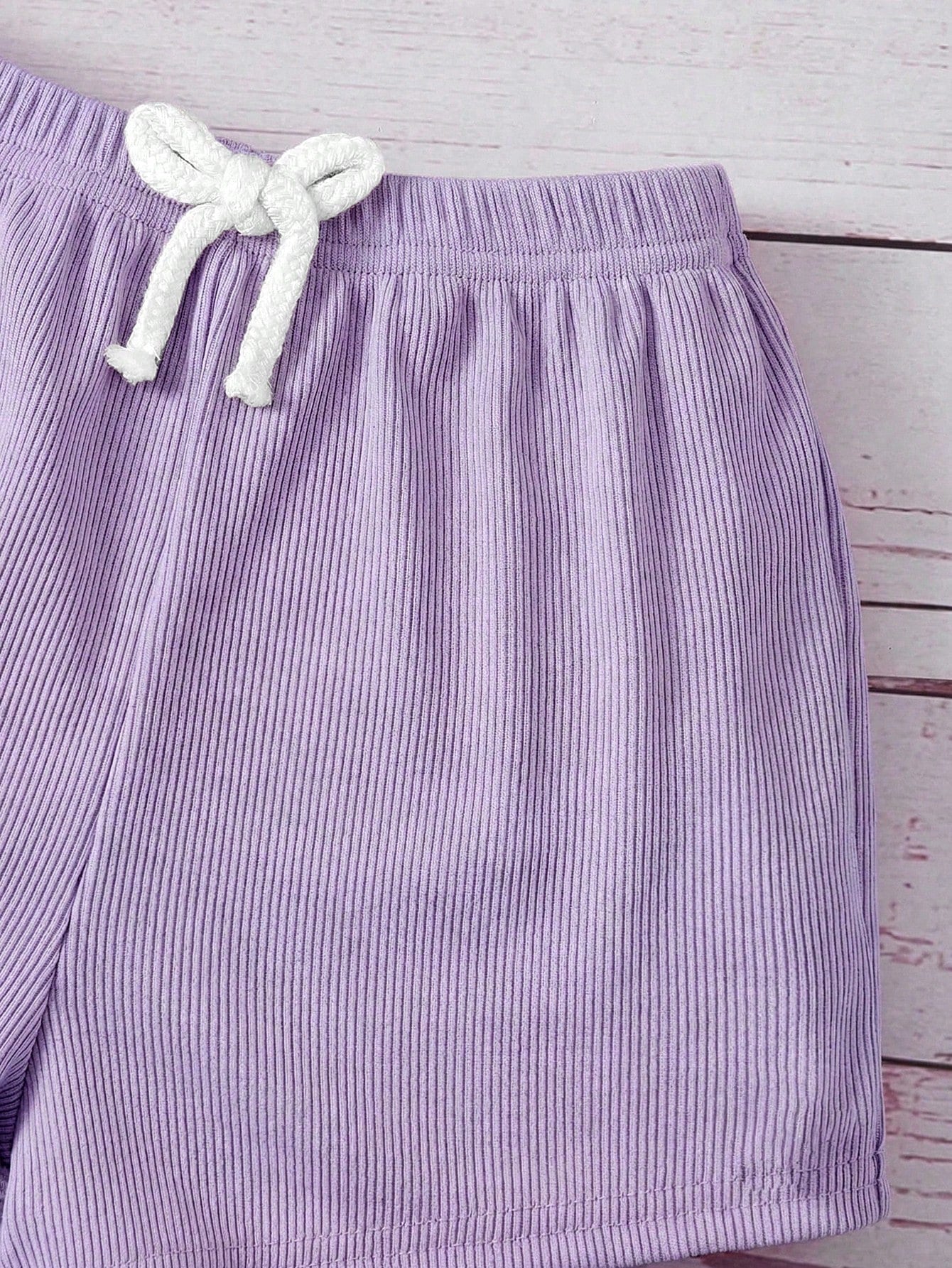 2pcs Baby Girl Blue And White Stripe Knitted Floral Sleeveless Top And Elastic Waist Shorts Set,Cute,Summer,Vacation Casual Outfit Home Wear