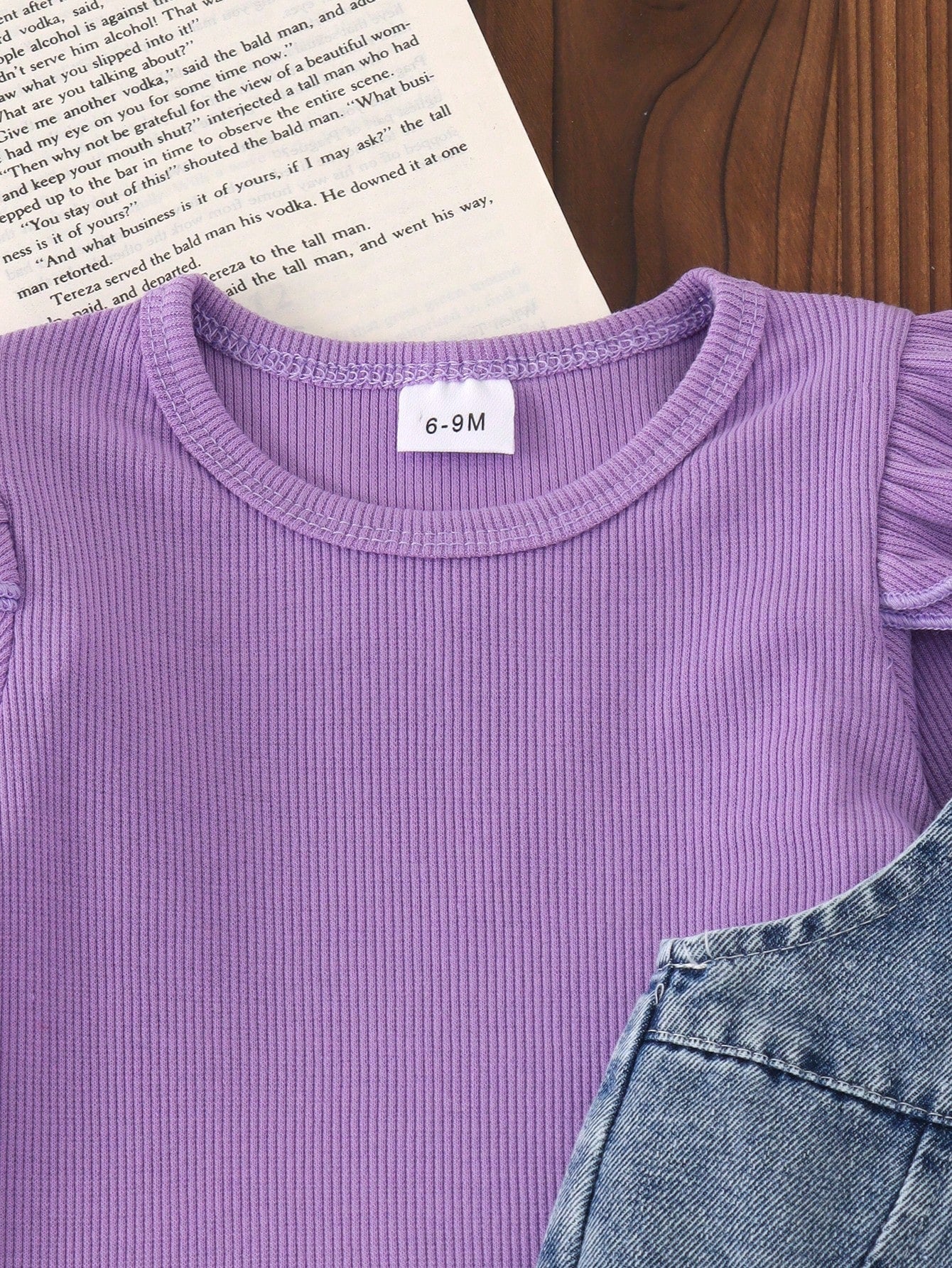 2pcs Baby Girl Casual Sweet Cool Purple Flutter Sleeve Top & Embroidered Denim Overalls Set, Thin Spring/Autumn