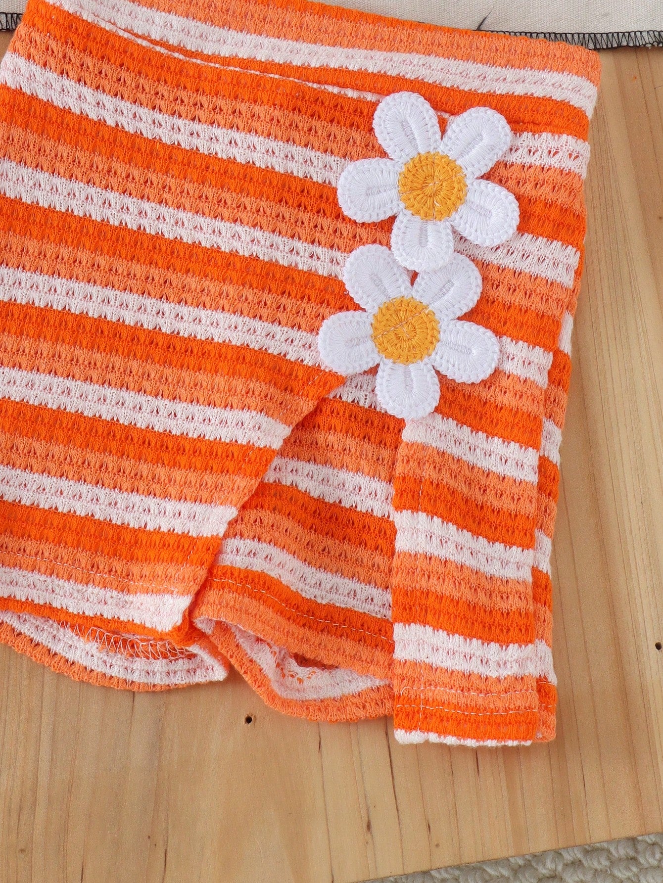 2pcs Baby Girl Cute Comfortable 3D Flower Hollow Knit Jacquard Vest & Skirt Set, Lightweight Summer