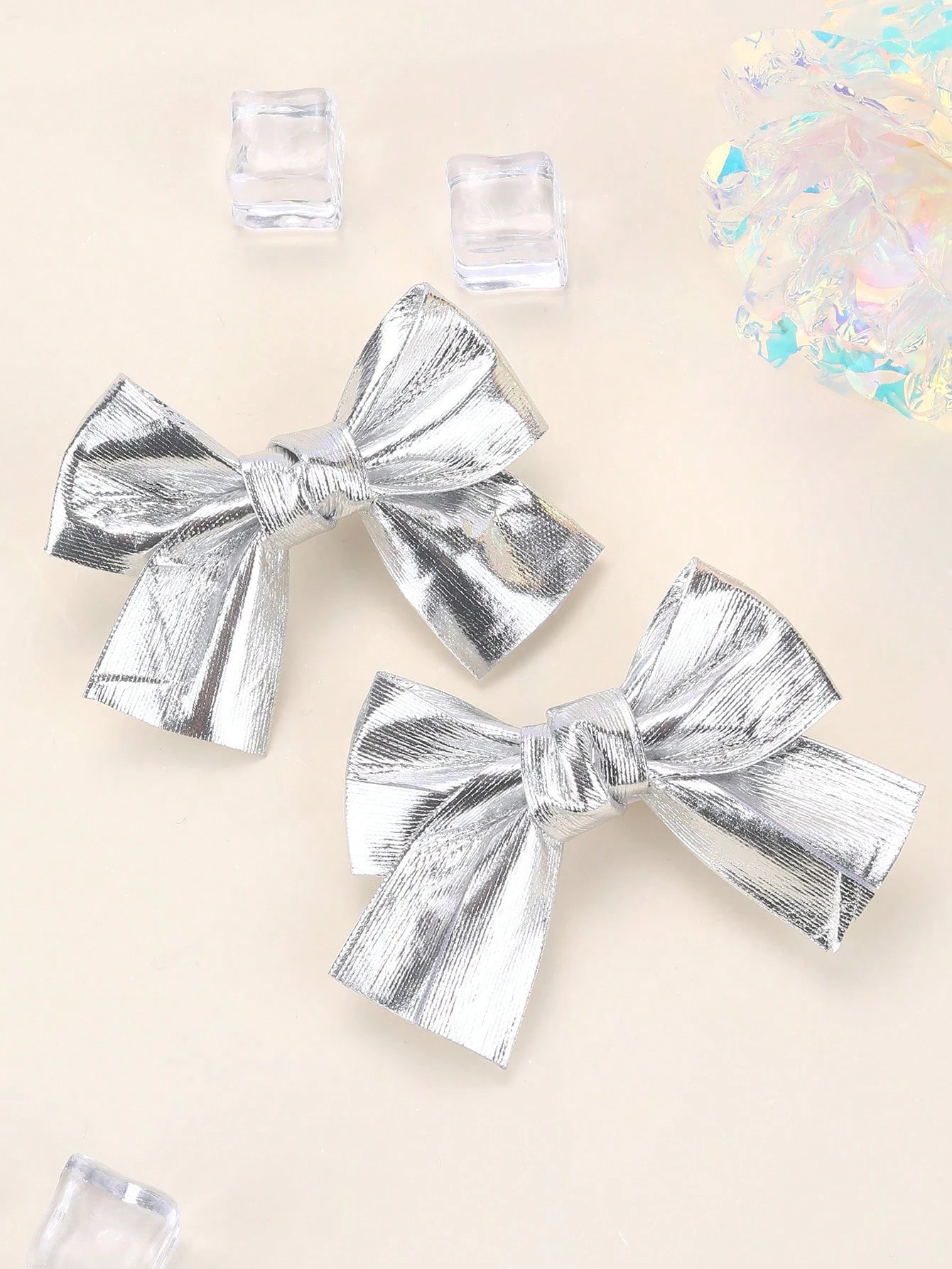 2pcs Gold Bow Hair Clips, Shiny Gold Hair Clips With Full Lining, Cute Sparkling Hair Accessories, Short Tail Design, Children/Baby Hair Decor, Valentine's Day Heart Gift