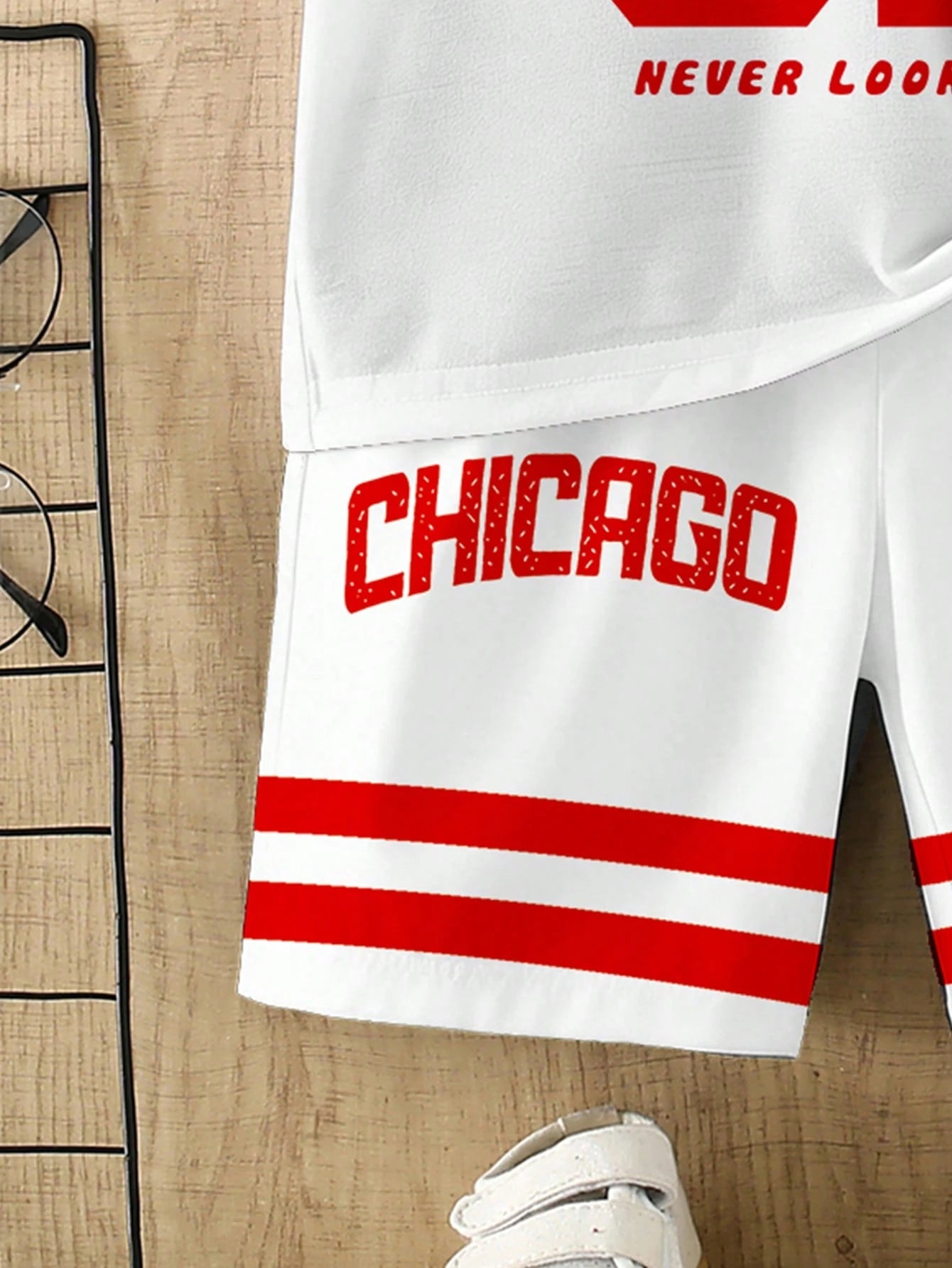 2pcs/Set Kids Summer Red And White Stripe Digit Print Short Sleeve Shirt Shorts Outfit Street Life Casual Cow Boy Spanish Graphic Street Fashion Beach