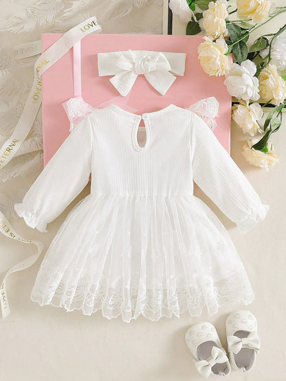 2pcs Set Newborn Spring/Autumn Pure White Sweet Princess Style Lace Trim Big Bow Mesh Embroidery Long Sleeve Dress 2-Piece Set, Loose Comfortable Fit, Suitable For Daily Outings, Full Moon Banqu
