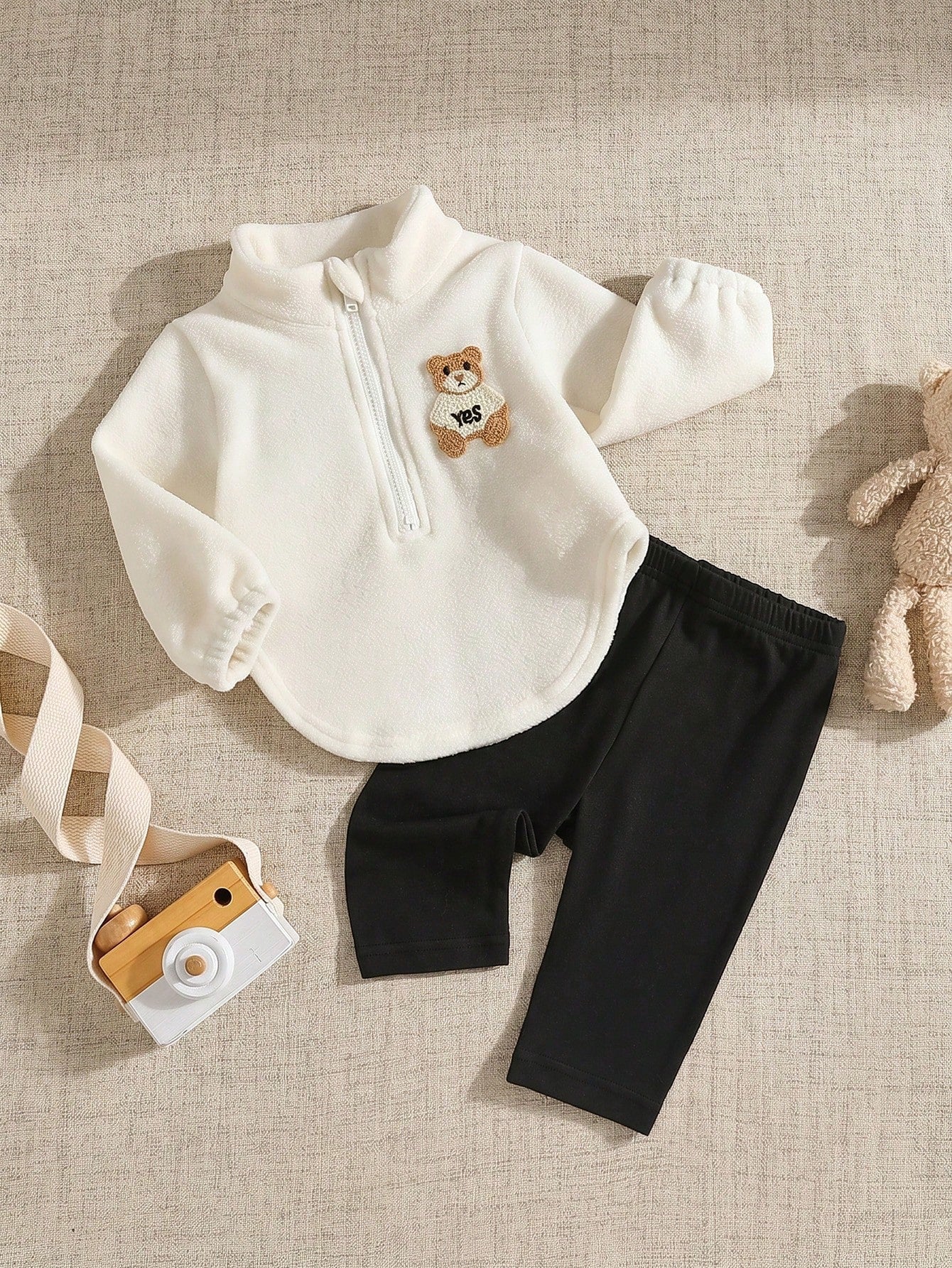 2pcs/Set Newborn White Semi-High Collar Long Sleeve Fleece Lined Thickened Zipper Bear Pullover Top + Black Elastic Waist Casual Long Pants, Vintage Minimalist Cute Fashion Korean Style Outfit