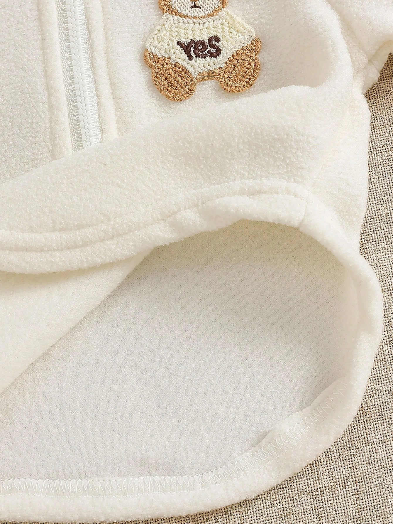 2pcs/Set Newborn White Semi-High Collar Long Sleeve Fleece Lined Thickened Zipper Bear Pullover Top + Black Elastic Waist Casual Long Pants, Vintage Minimalist Cute Fashion Korean Style Outfit