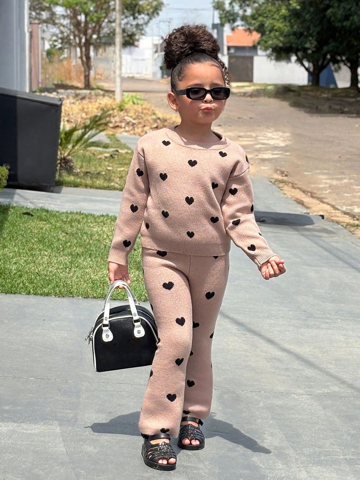 2pcs/Set Young Girl Round Neck Heart Pattern Loose Casual Top & Flared Pants Knitted Sweater Suit,In Fall/Winter