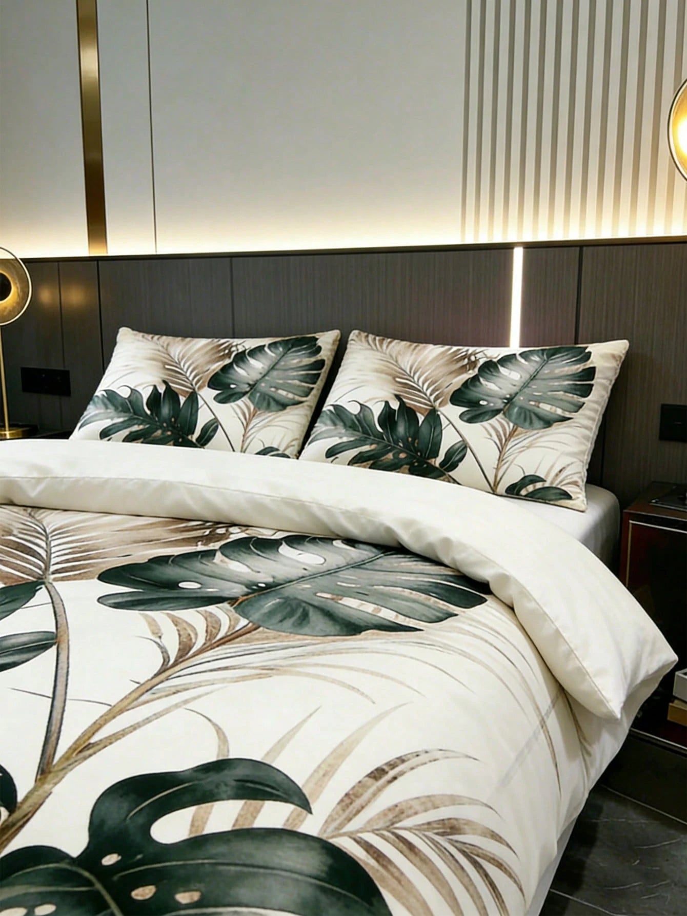 3pcs Bohemian Tropical Monstera Leaf Duvet Cover Set, Pillowcase Pattern Random (1pc Duvet Cover + 1/2pcs Pillowcase Excl. Pillow Insert), Soft Warm Comfortable Bedroom, Guest Room, Dorm Bedding Set