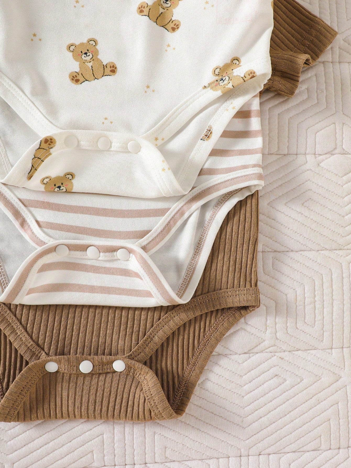 3pcs/Set Newborn Unisex White Cute Bear & Ribbed Pattern Cotton Outfit Short Sleeve Bodysuit Pants Hat Soft Autumn Family Matching Neutral Clothes