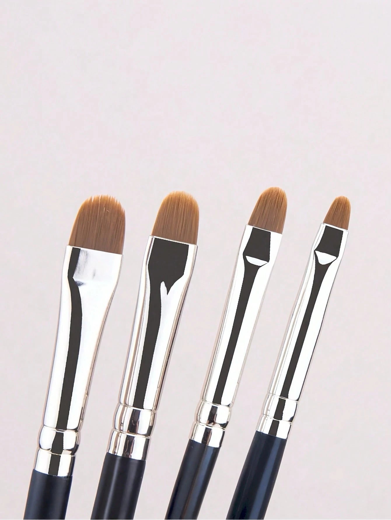 4pcs Black Handle Makeup Brush Set, Angled Flat Concealer & Eyeliner Brushes, Soft Synthetic Bristles For Precision Flawless Application, Ideal For Daily & Professional Makeup, Must-Have For Beauty Lo