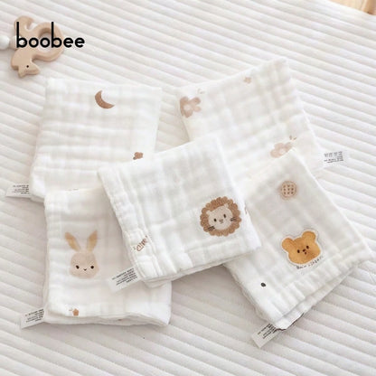 5pcs Baby Gauze Bibs, Breathable Gauze Fabric- Skin-Friendly And Non-Irritating, Soft And Delicate Touch, Fits Baby's Delicate Skin, Resistant To Fading After Multiple Washes, Multiple Simple Printed