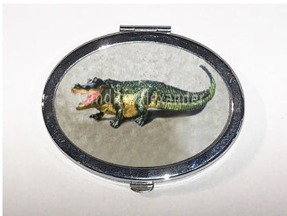 Compact Mirror