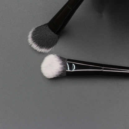 Angled Large Cut Crease Concealer Brush, Blush Brush/ Multiple Colors Available/ Brush Head Shape Fits Facial Contour, Angled Shape And Large Cut Crease Curve Make Operation More Efficient/ Precise