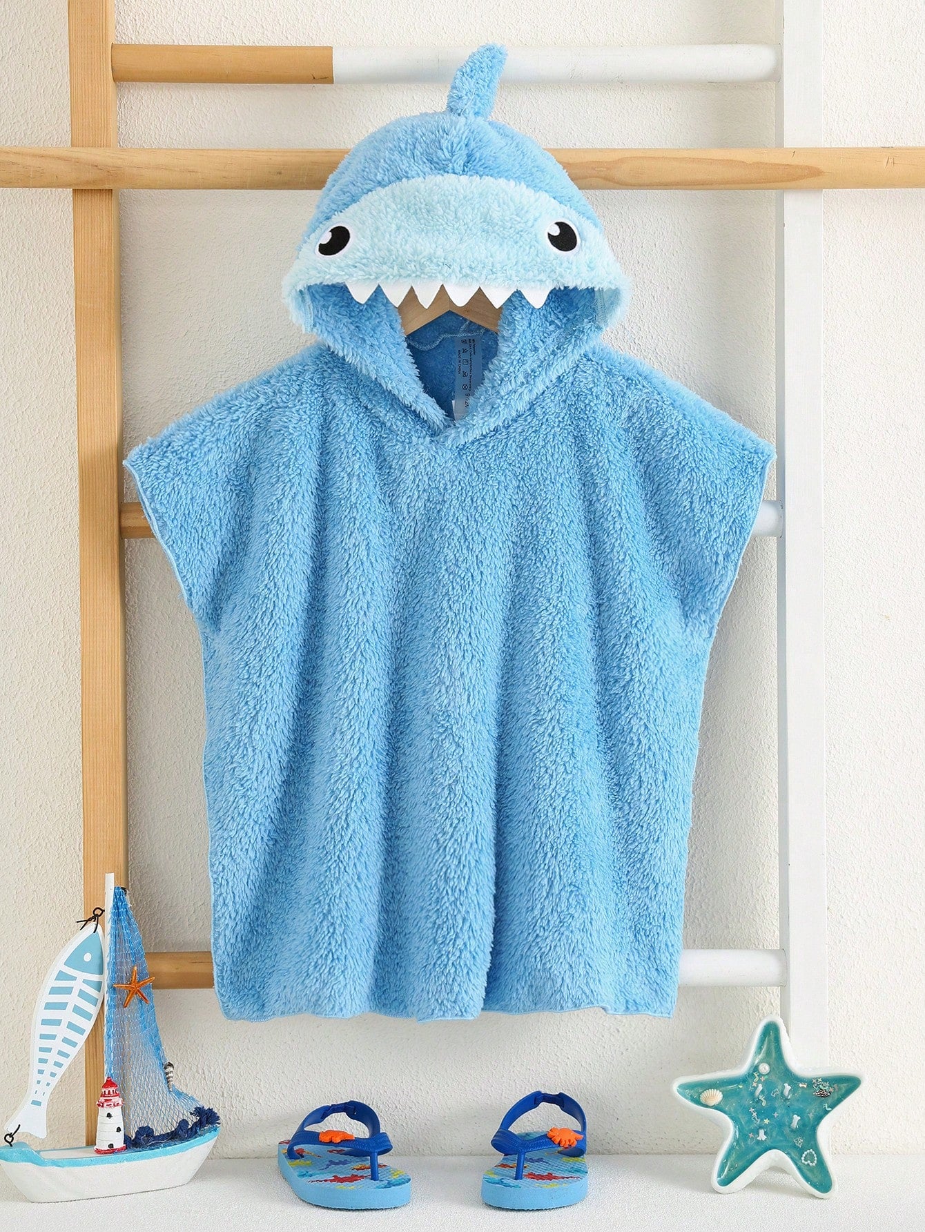 Baby Boy 3D Shark Shaped Plush Absorbent Bathrobe Suitable For Daily Bathing, Beach Swimming, Vacation And Beach