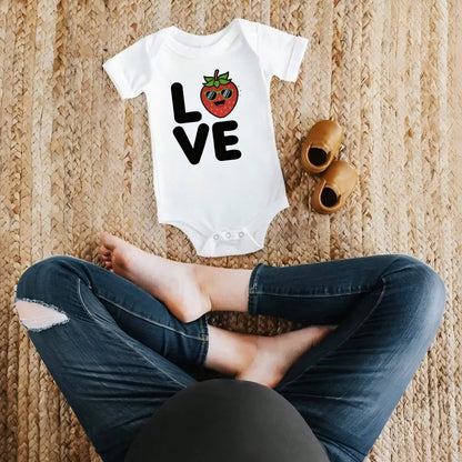 Baby Boy Clothes White Short Sleeve Bodysuit Love Strawberry Print Valentine's Day Cute Design Newborn Outfit Soft Cotton Fit