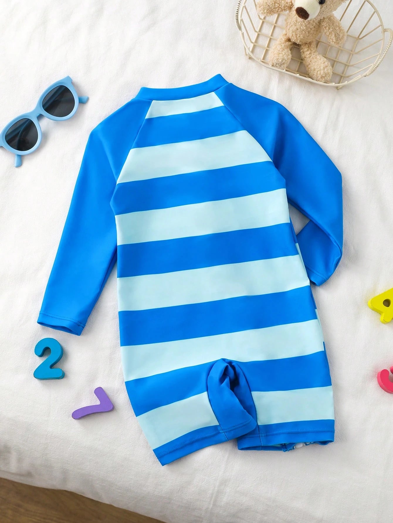 Baby Boy Striped Crab Cartoon Print Raglan Sleeve Casual Rash Guard With Shorts