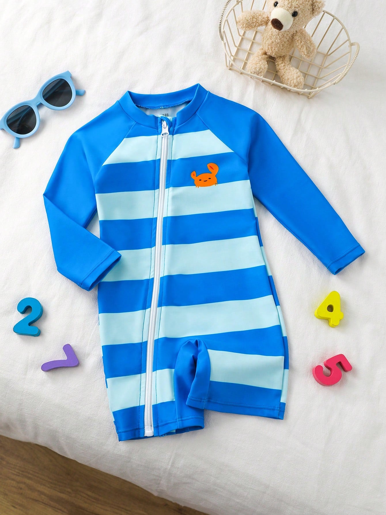 Baby Boy Striped Crab Cartoon Print Raglan Sleeve Casual Rash Guard With Shorts