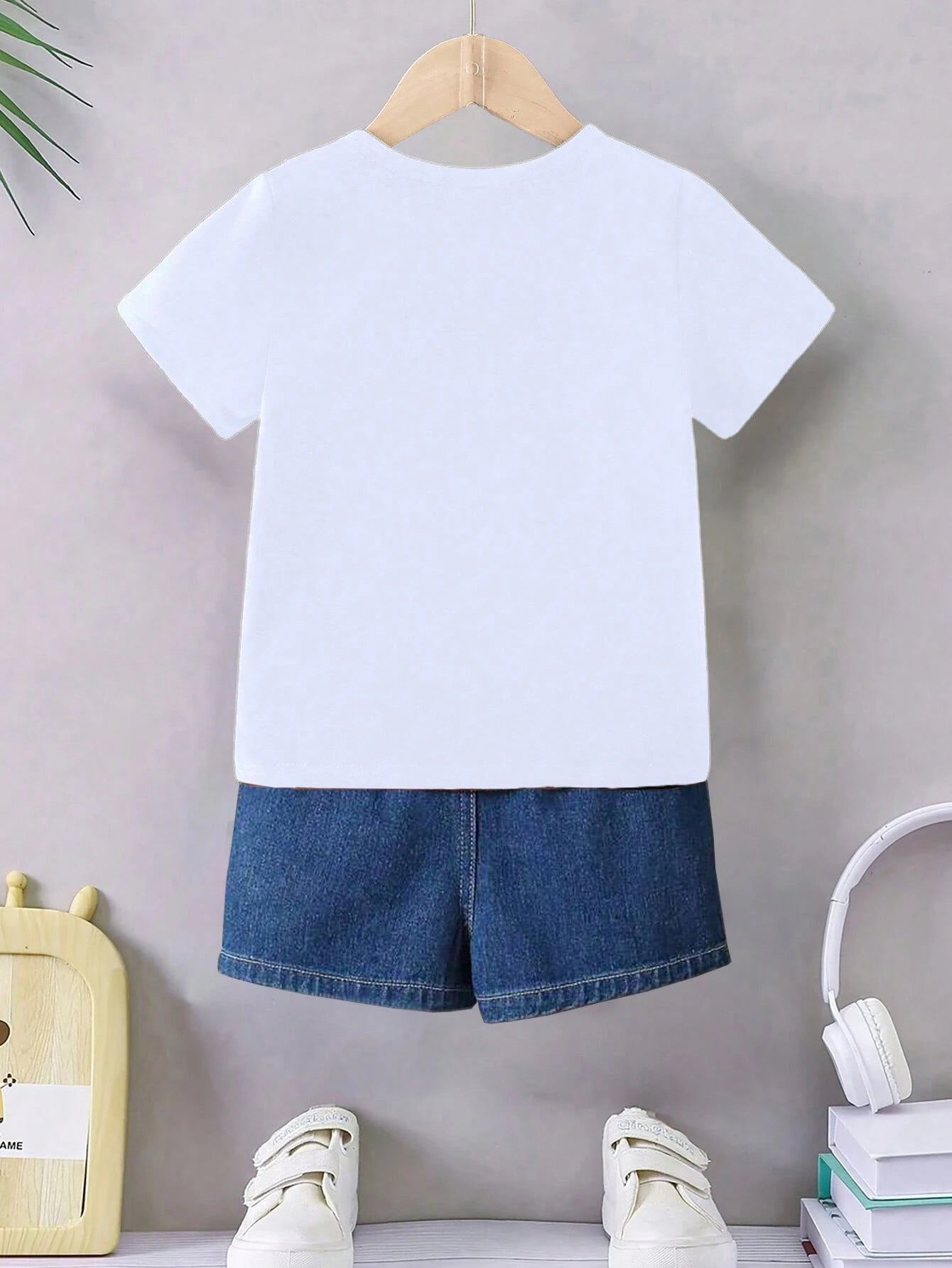 Baby Boys' Casual Comfortable Fashion Minimalist Letter Slogan Print Round Neck Fitted Knit T-Shirt, Spring/Summer