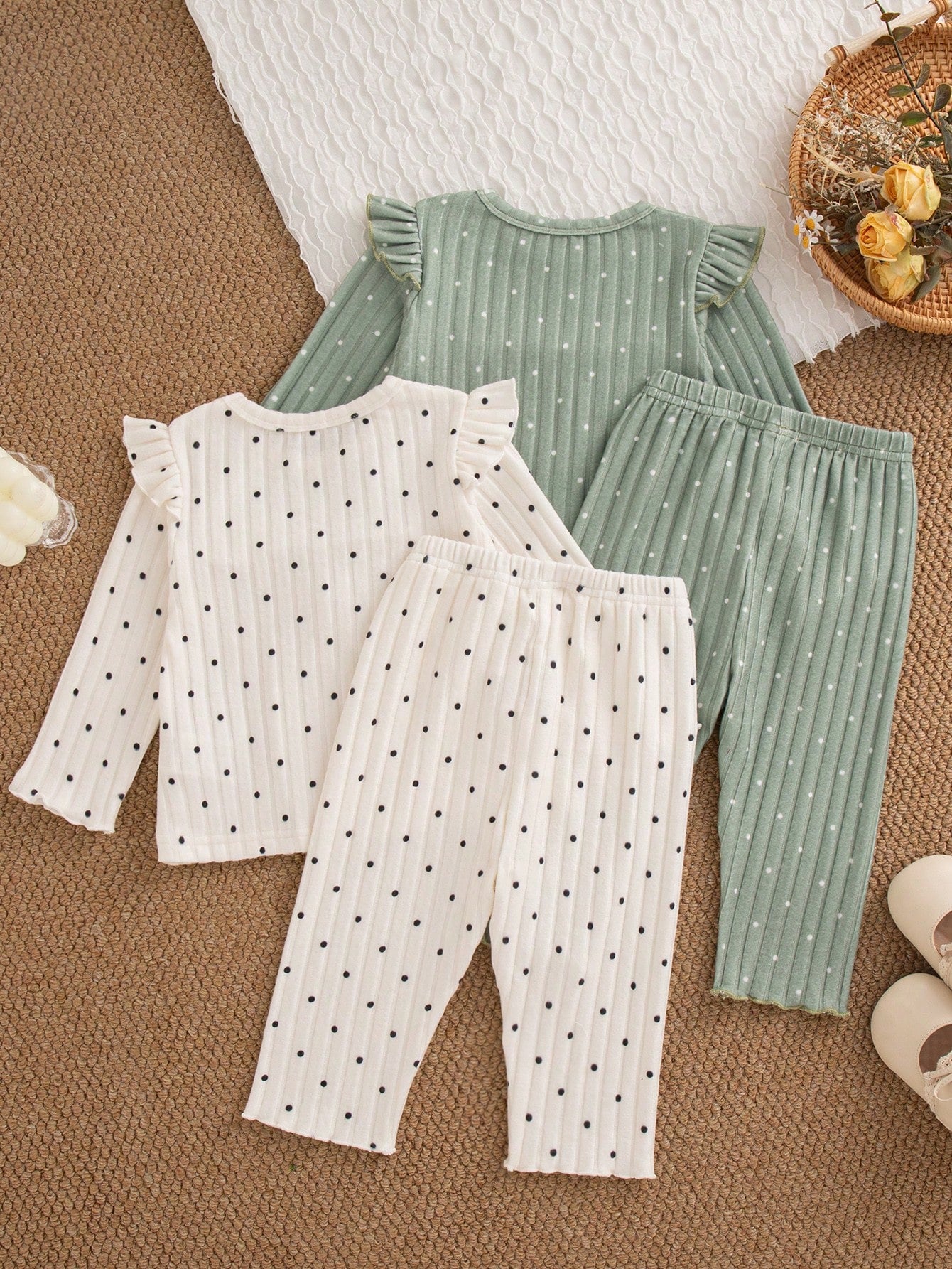 Baby Girl Autumn 4-Piece Set| Cute Cat Heart Green & Apricot Polka Dot Ruffle Long Sleeve Top + Pants, Casual Parent-Child Matching Outfit