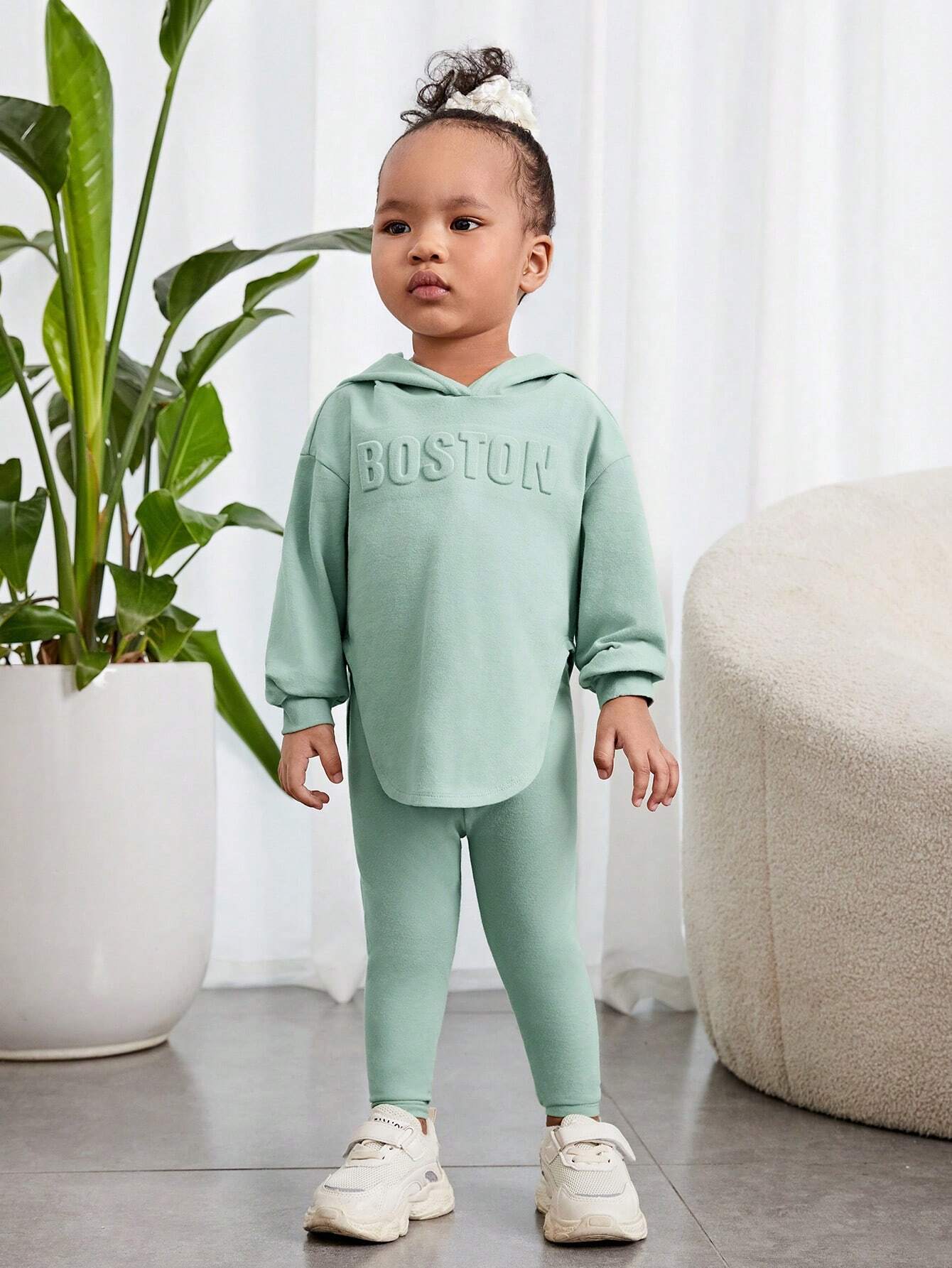 Baby Girl Casual Hooded Long Sleeve Top & Pants In Grayish Green With Letter Embossing