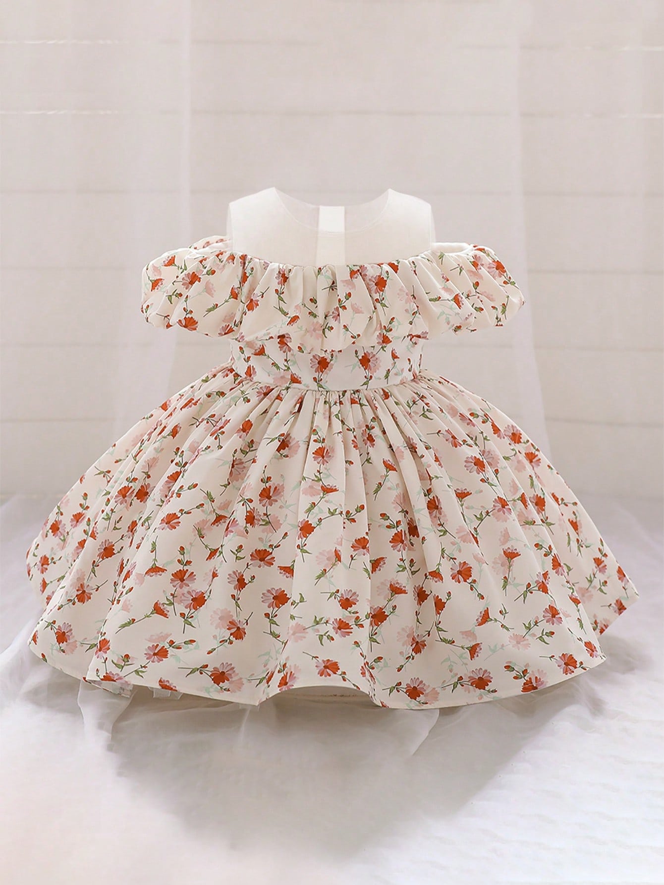 Baby Girls' Round Neck Floral Satin Princess Dress, Suitable For Flower Girl, Wedding, Birthday, Fabric Floral Pattern Random Cut, Headband Not Included