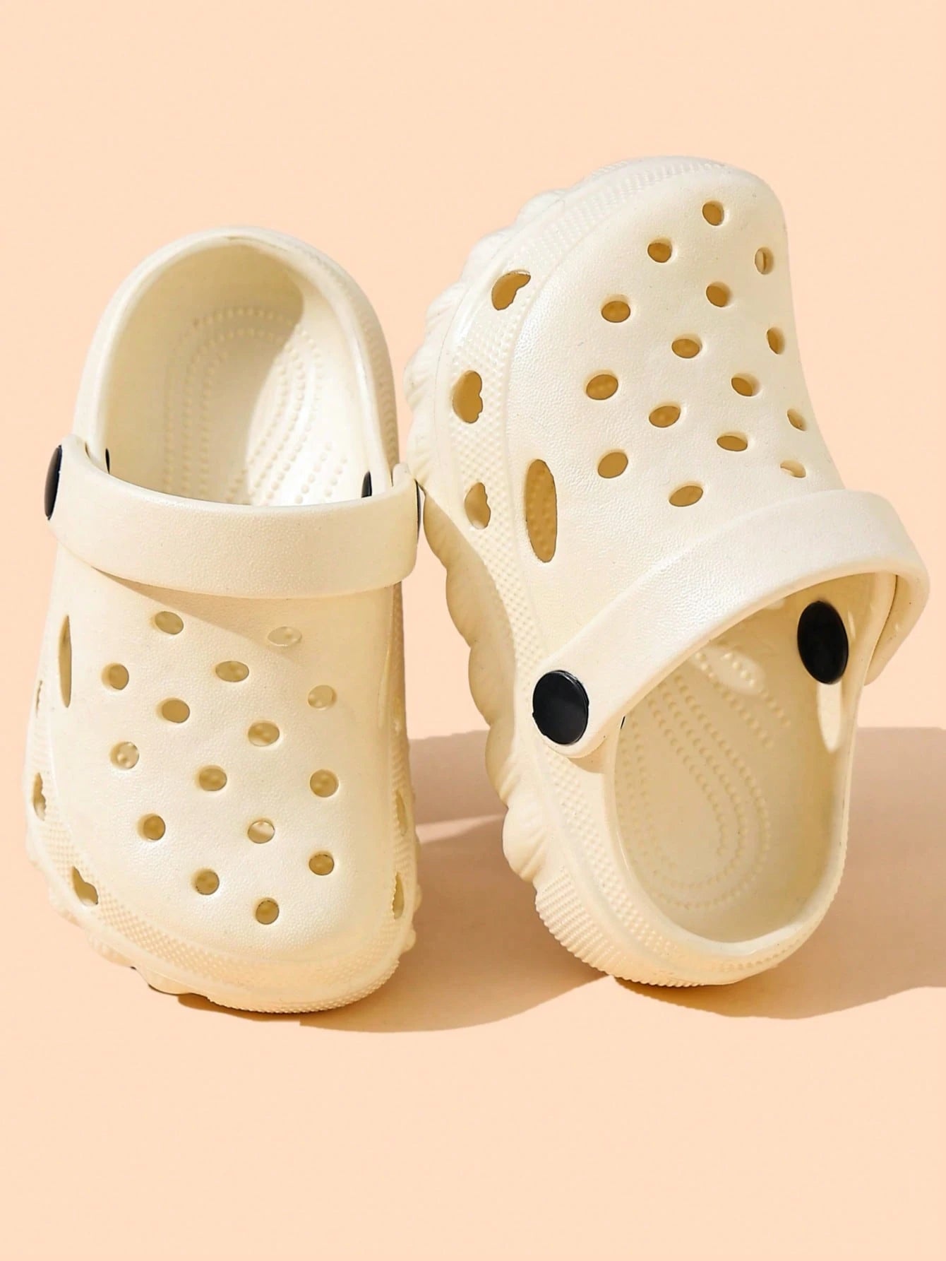 Baby Hollow Clogs Spring/Summer New Style Simple Versatile Hollow Fashion 2-Way Wear Beach Clogs Soft Sole Comfortable