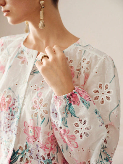 BELROSIE Summer New French Style Premium Loose Embroidered Hollow Out Print Patchwork Long Sleeve Button-Up Shirt, White Contrast Color Heavy Craft Floral Embroidery Blouse, Floral Print, Hollow Lace