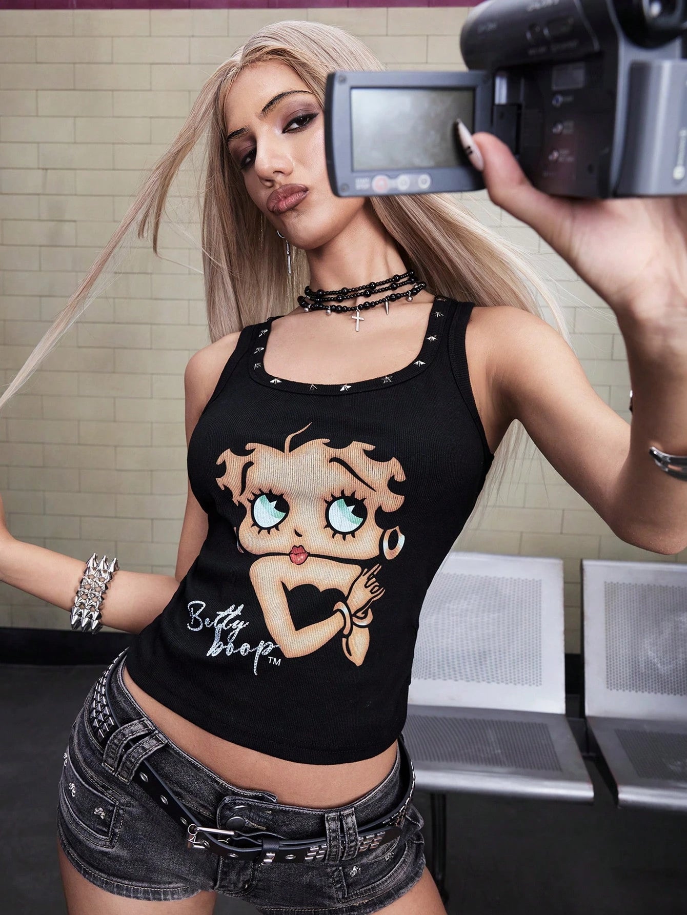 Betty Boop| ROMWE Collab Y2K Sexy Star Metal Rivet Bodycon Tank Top