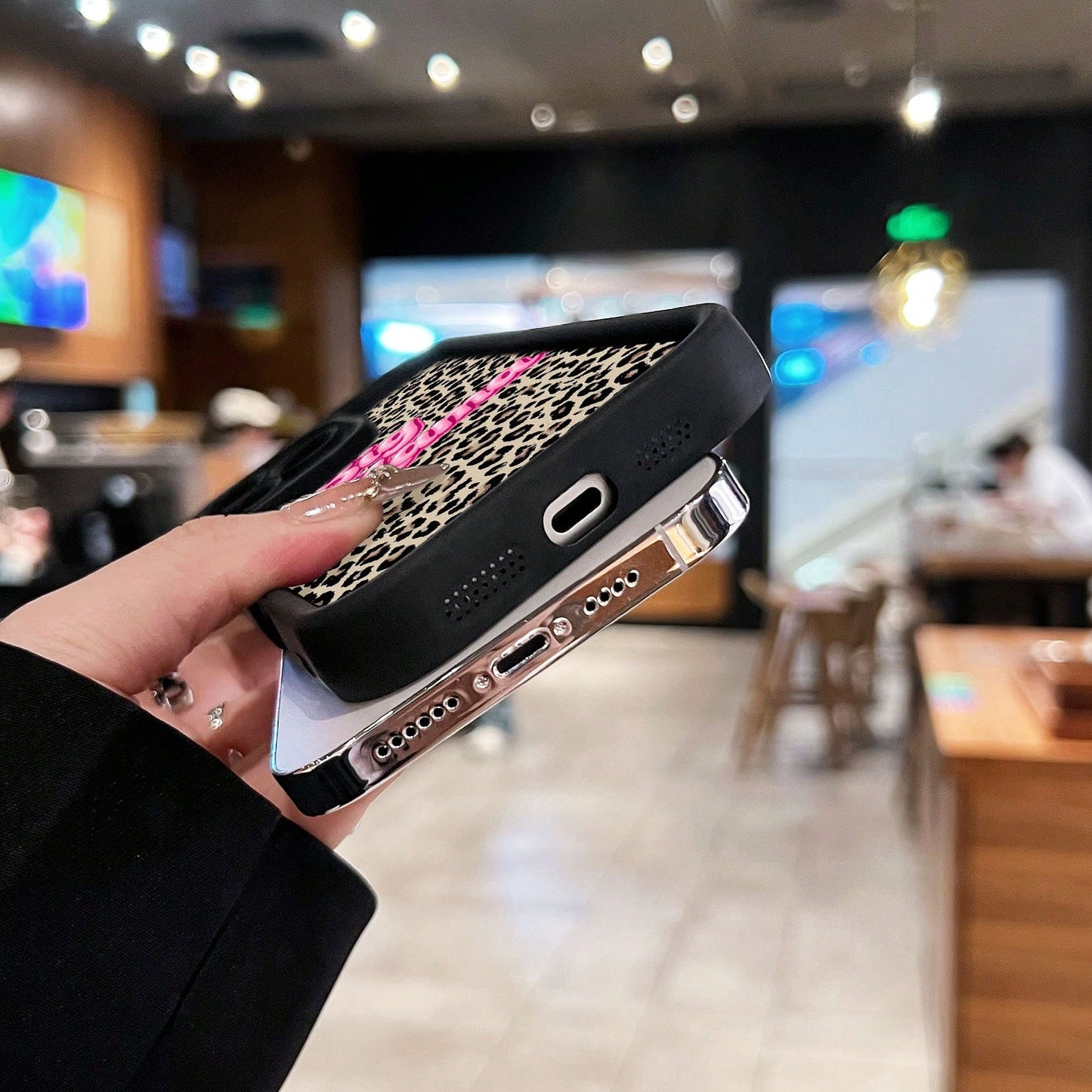 Big Mama Leopard Print Phone Case Compatible With 17 16 Pro Max 15 Pro Max 13 And 12 Made Of TPU Material Providing Shock And Drop Protection Perfect For Those Who Love A Bold Style And Make A Gr