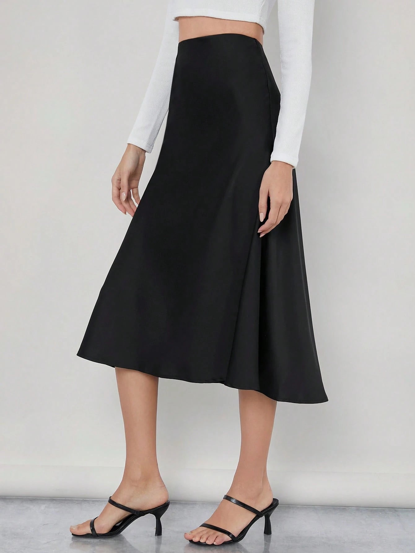 BizChic Black Solid Work Skirt With Zipper Detailing,Ladies Elegant Zipper Midi Skinny High Waist Black Plain Women Skirts,Spring/Summer,Casual Daily Wear