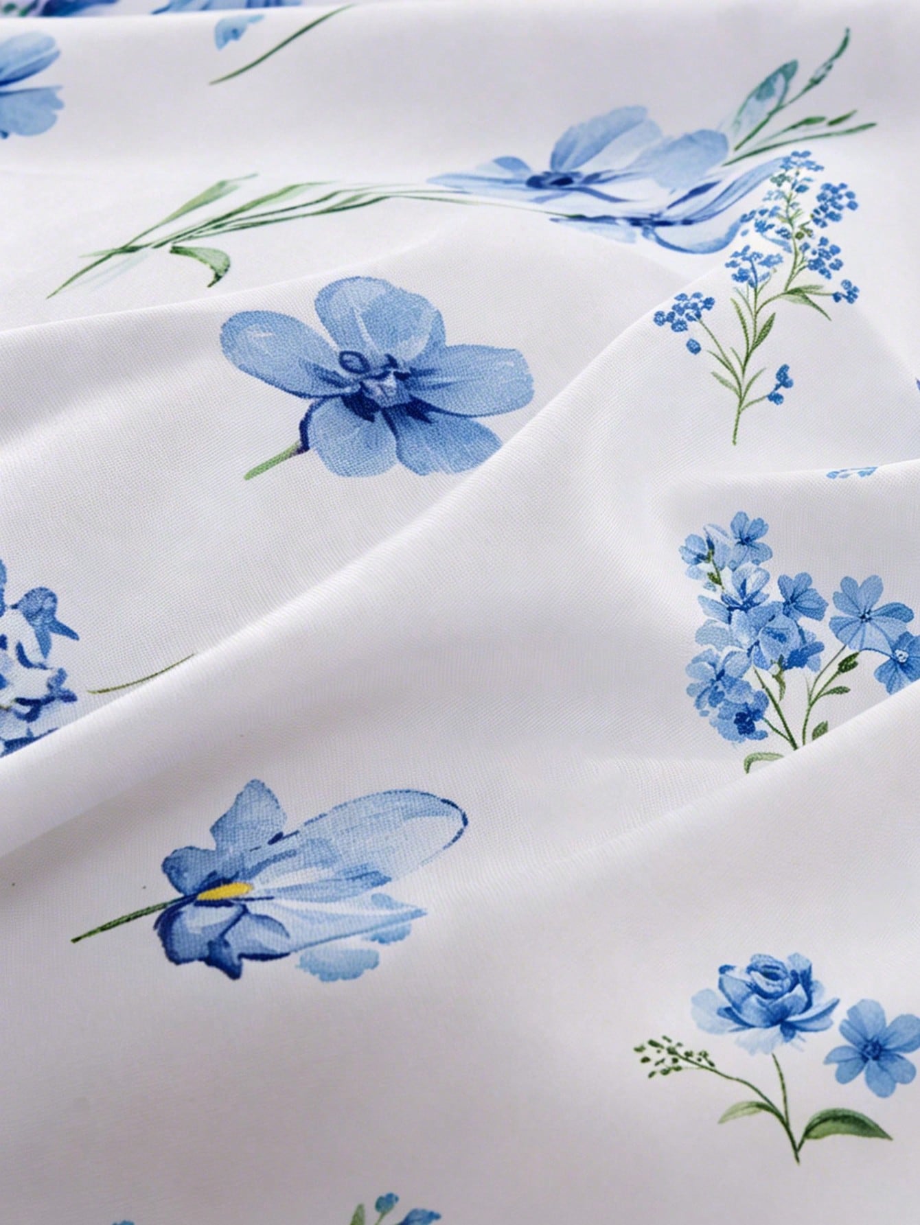 Blissful 3pcs Blue Floral Duvet Cover Set, Fresh And Comfortable Bedding, 1 Duvet Cover + 2 Pillowcases, Made Of Skin-Friendly 100% Polyester Fabric, No Filling In Duvet Cover And Pillowcases, Suitabl