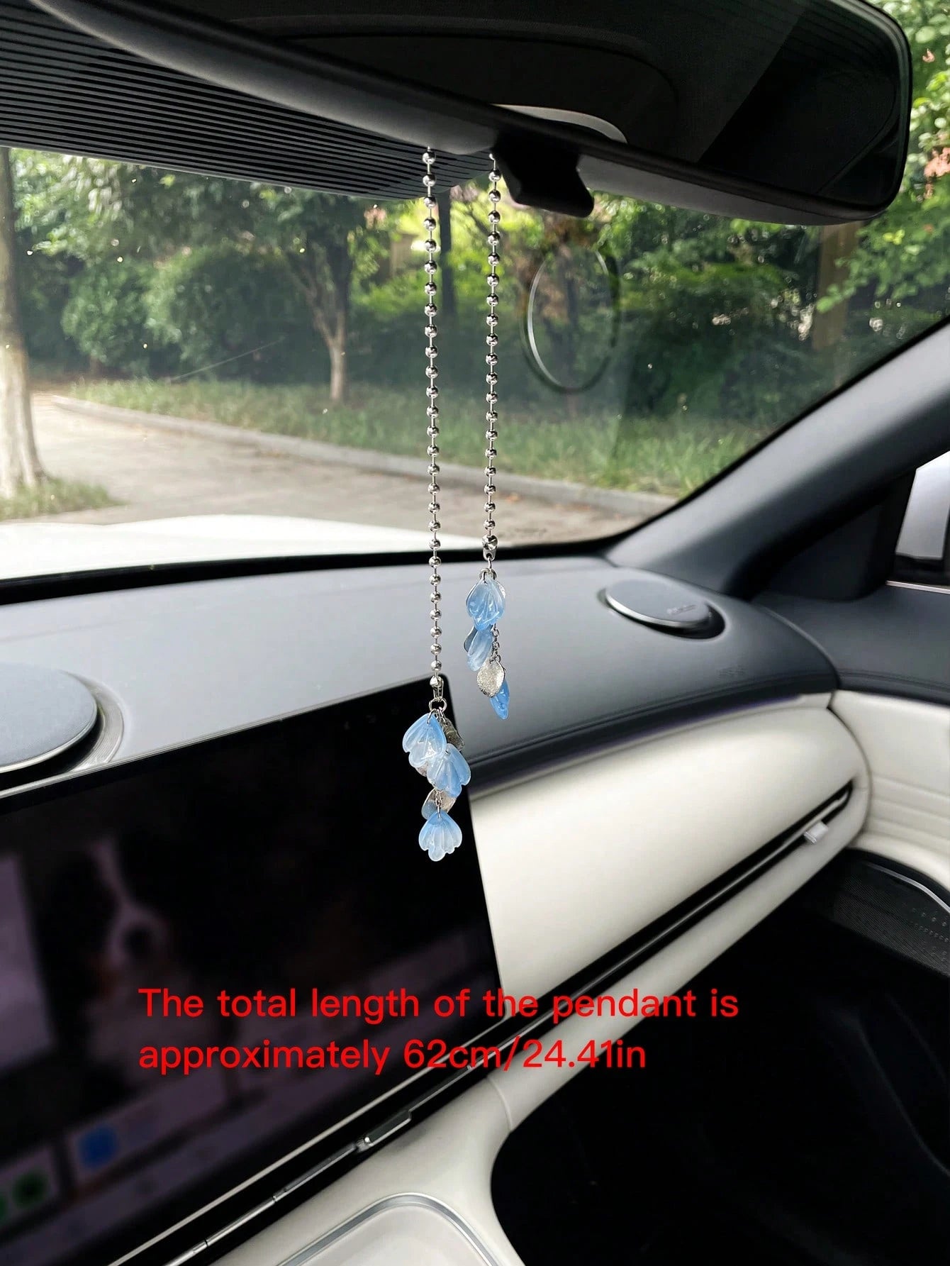 Blue Gradient Faux Shell Petal Car Hanging Ornament, Creative Car Interior Rearview Mirror Decorative Pendant, Car Decoration