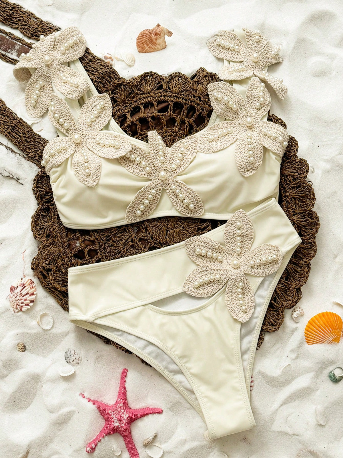 Bonvoyette Spring/Summer Girls Fashion Hot-Selling Sexy Elegant Vacation Bikini Set With Randomly Placed Starfish And Pearl Decor Beach Beige