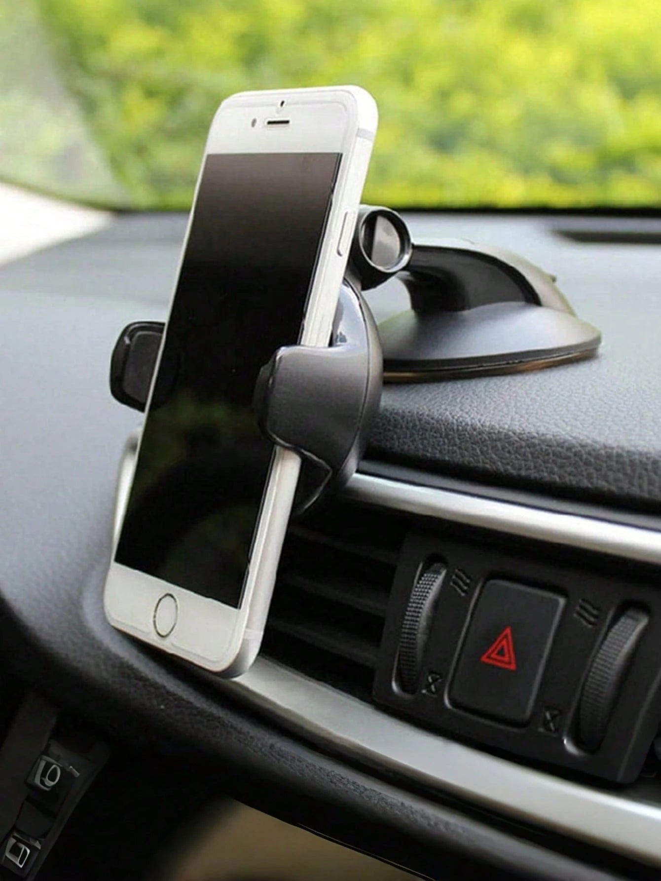 Car Dashboard Phone Holder- Universal Suction Cup With Gel Pad, 360 Degree Rotation, One-Click Locking Arm, Strong Stable Support, Reusable And Washable, Fits All Phones, Suitable For GPS Navigation