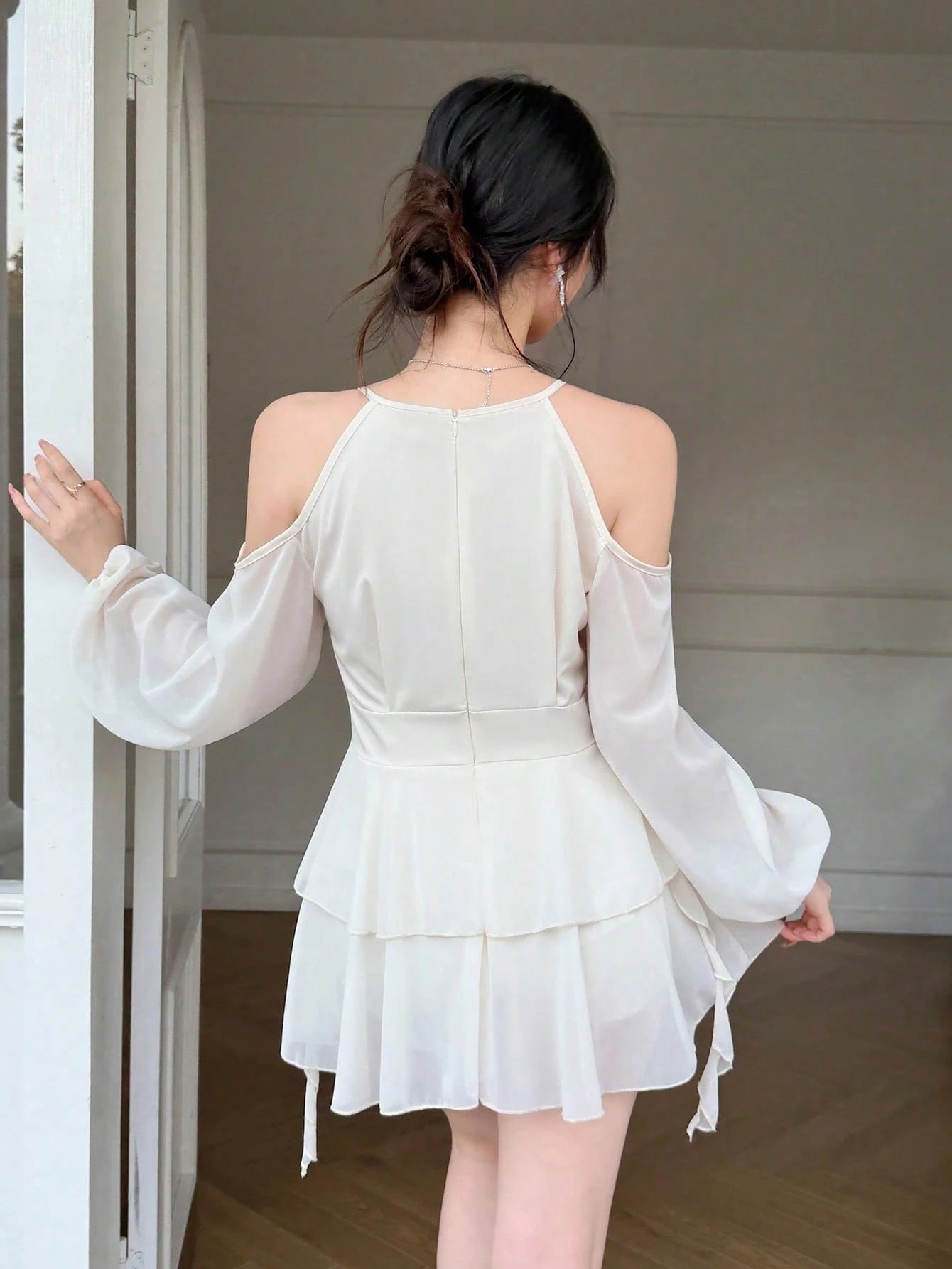 Celisse Women's Elegant Solid Color Off-Shoulder Lantern Sleeve Casual Dress