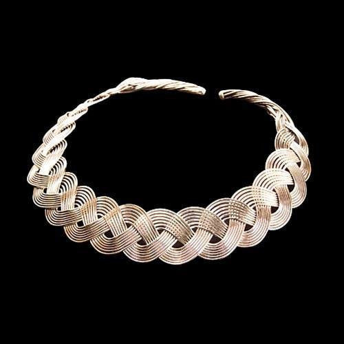 Celtic Weave Necklace - costumesandcollectibles