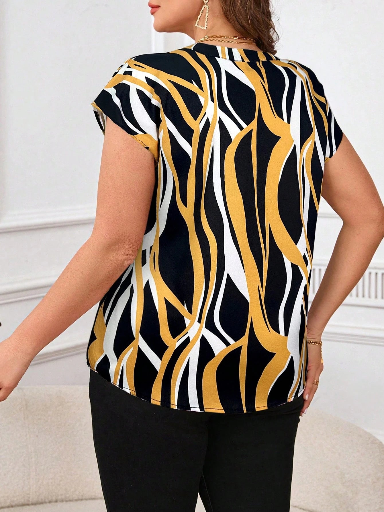Chikora Plus Size Women's White Geometric Print Short Sleeve Summer Blouse, Smart Casual Business Casual Office Formal Work Top, Front-Tie Flounce