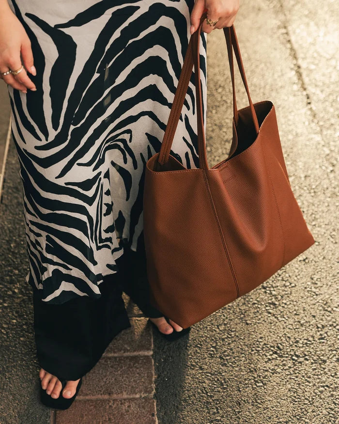 Colby Tote Bag - Tan