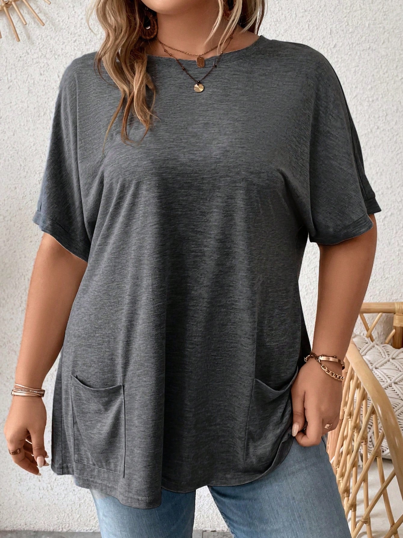 Comfylo Plus Solid Batwing Sleeve Tee