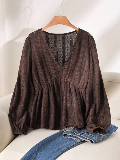 CosyJoli Women's Plus Size V-Neck Long Sleeve Cinched Waist Textured Brown Long Sleeve T-Shirt, Casual & Versatile Everyday Wear Fall