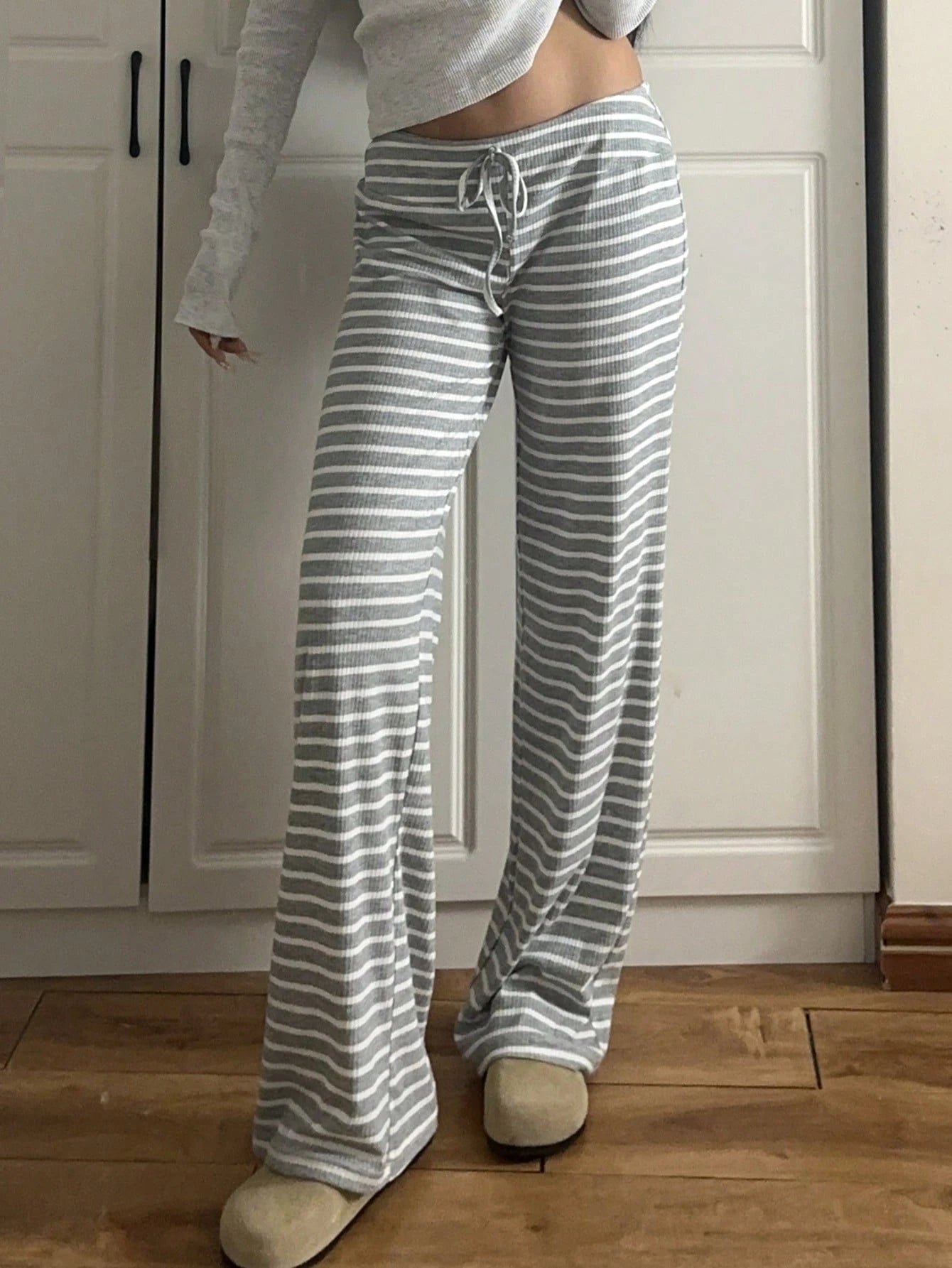 CovetEZ Women's Casual Thick Pink Comfortable Pants, Versatile For Home, Outings, Suitable For Autumn/Winter
