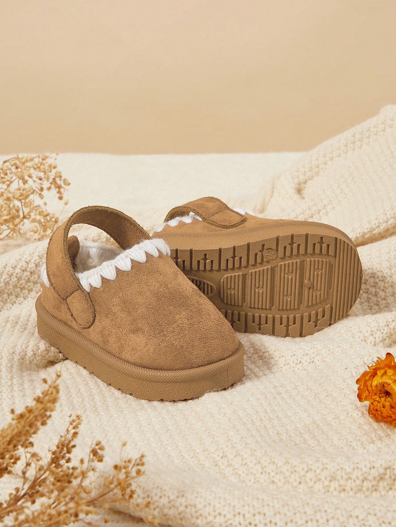 Cozy Pixies Girls Camel Lace Winter Warm Fur Slippers| Fashion Versatile Comfortable Lightweight| Easy-On Casual Style| Indoor Outdoor Home Wear