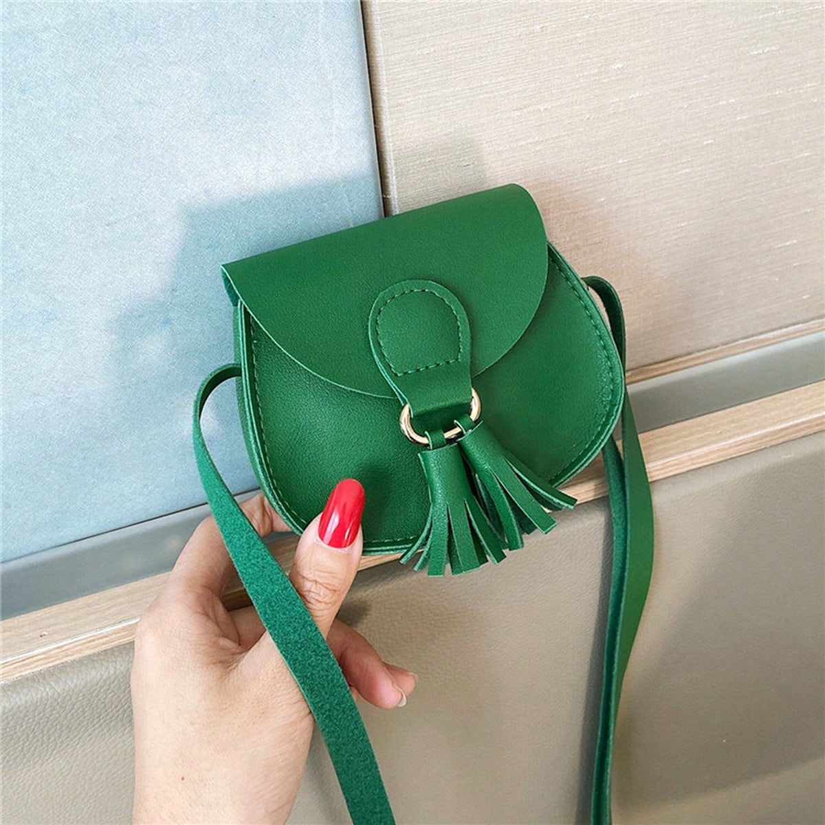 Crossbody Bag For Women Mini Saddle Shoulder Purse Ladies PU Cross Body Tassel Handbag For Casual Streewear