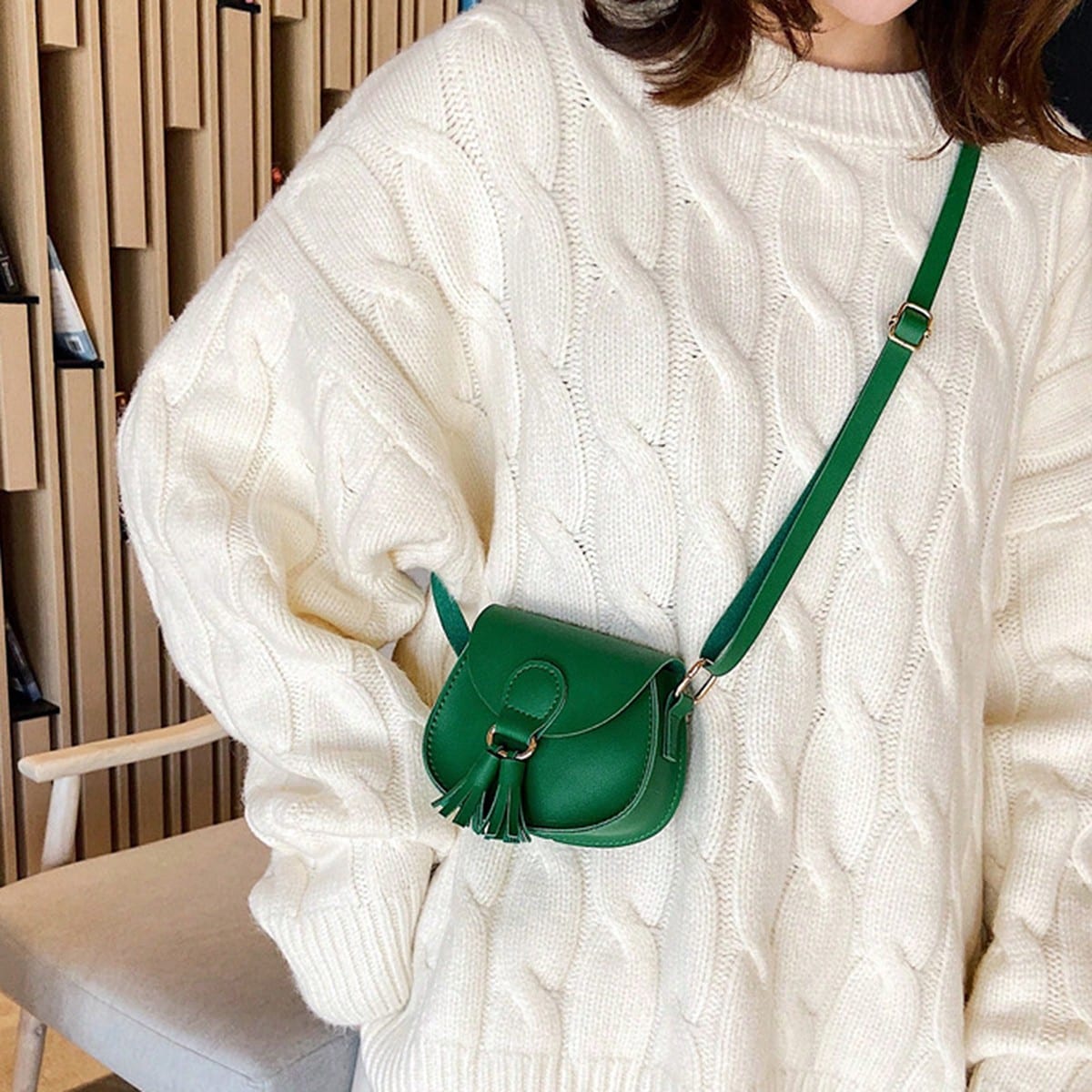 Crossbody Bag For Women Mini Saddle Shoulder Purse Ladies PU Cross Body Tassel Handbag For Casual Streewear