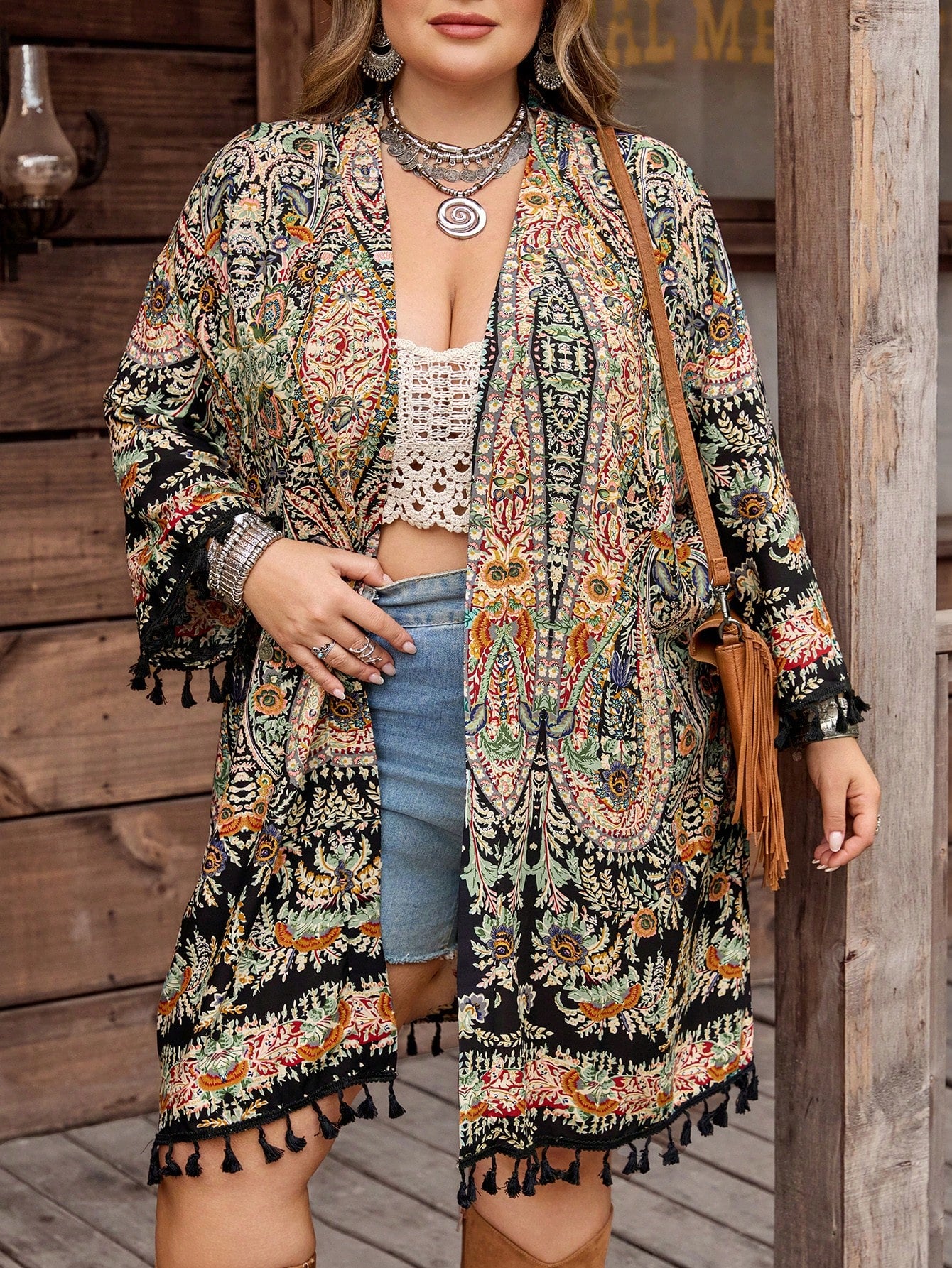 CURVE+ Curve Size US22 Black Summer Boho Vacation Holiday Bohemia Floral Print Fringed Hem Kimono,Music Festival,Seaside,Resort Style Hippie Kimono