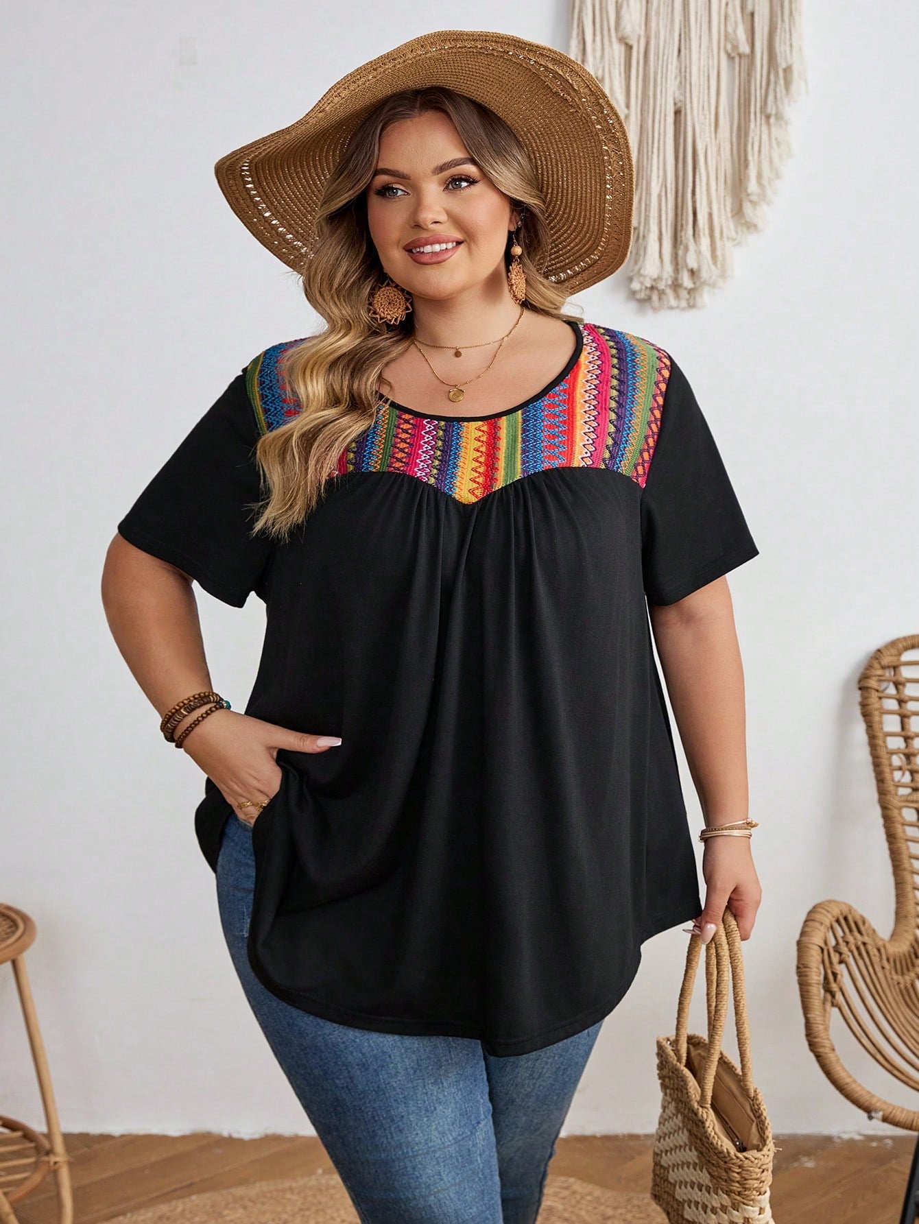 CURVE+ Plus Size Contrast Striped T-Shirt, Super Loose, Vacation T-Shirt Boho Vacation Vacation Black Summer