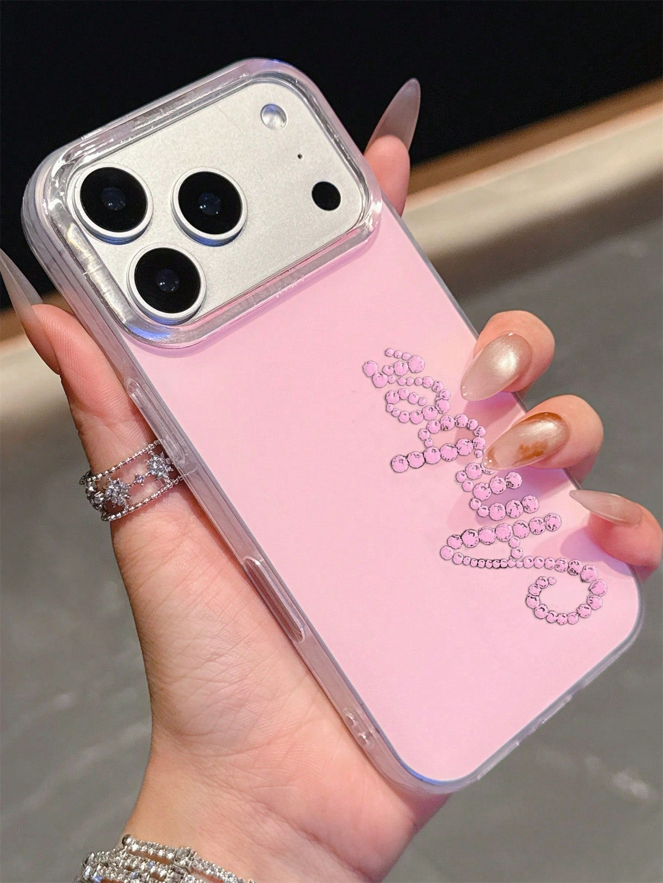 Customized Personalized Letter Name Minimalist Rhinestone Design Phone Case, Compatible With IPhone 17 Pro Max, 17, 16, 15, 14, 13, 12, 11 Pro Max, 14, 15, 16 Plus, Shock-Proof Protective Cover