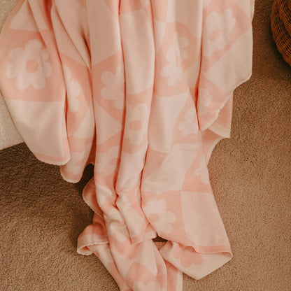 Daisy Grid Reversible Throw Blanket