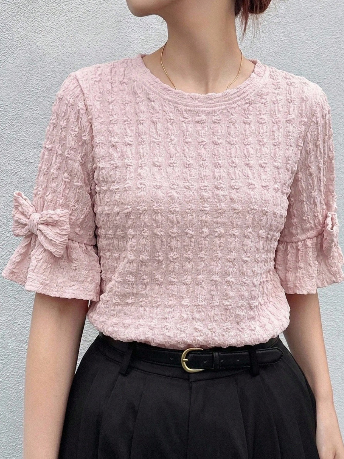DAZY New Spring Women Puff Sleeve Bow Decor Special Fabric T-Shirt, Valentine's Day