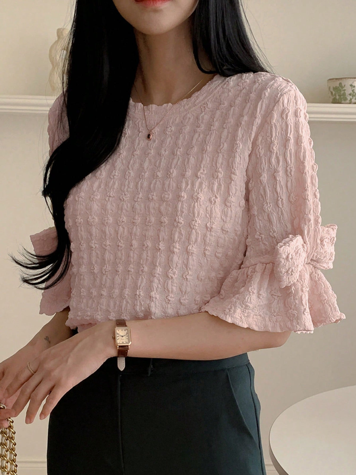 DAZY New Spring Women Puff Sleeve Bow Decor Special Fabric T-Shirt, Valentine's Day