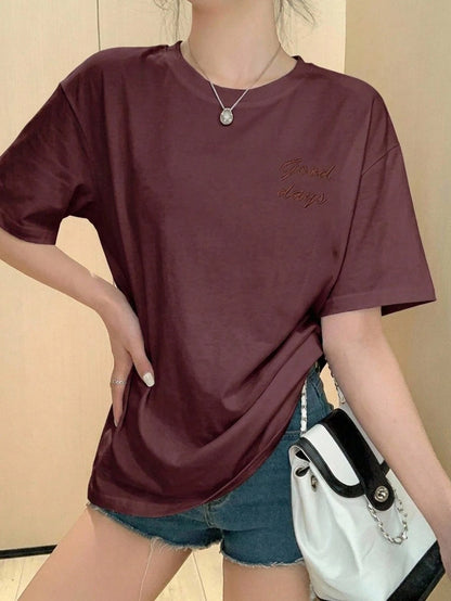 DAZY Women's Casual Loose Plain Letter Embroidered Short Sleeve T-Shirt, Summer Oversized T-Shirt