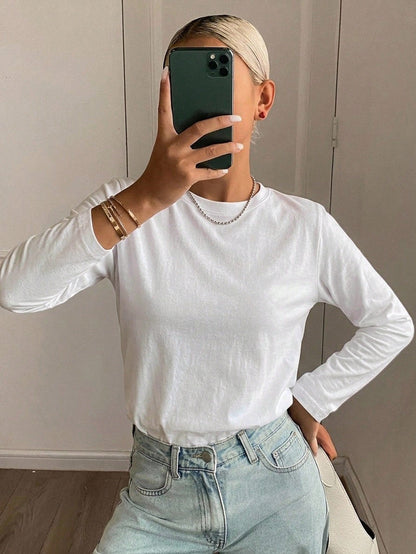 DAZY Women's Fitted Solid Color Round Neck Long Sleeve Base Layer T-Shirt